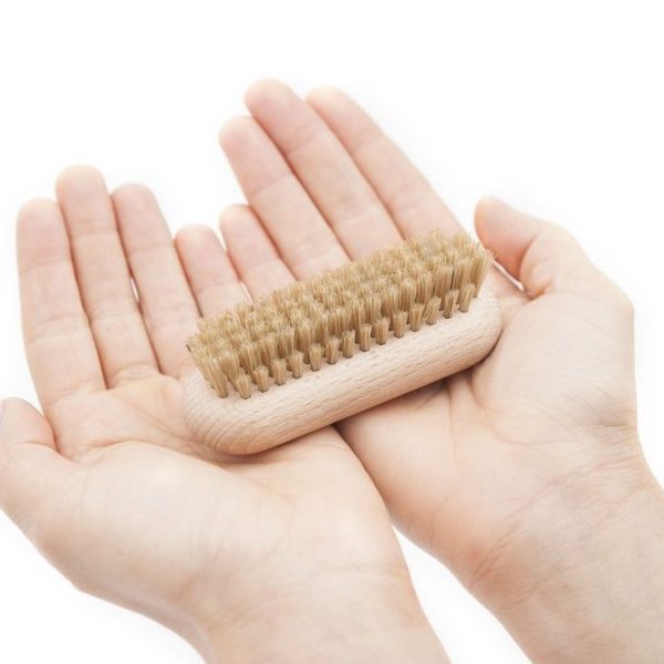 NAIL BRUSH IN BEECHWOOD Online now